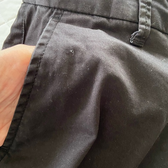 GAP Bermuda Shorts Flat Front Black Size 10 - Picture 6 of 11